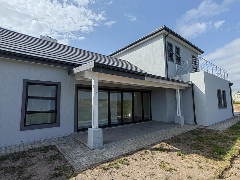 3 Bedroom Property for Sale in Kingswood Golf Estate Western Cape